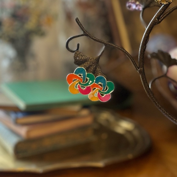 Vintage Enamel Earrings - Picture 4 of 7